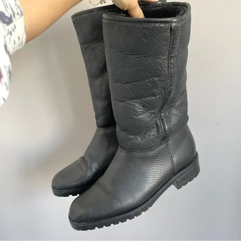 Unique Vintage black sheepskin
